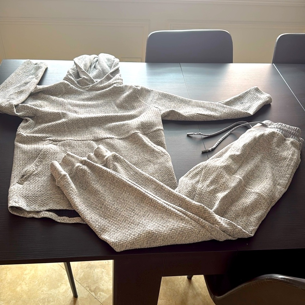 Mens Lululemon At Ease Textured Hoodie and Jogger Set